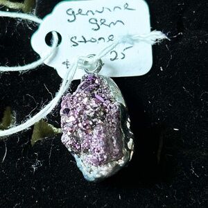 PENDANT, GENUINE PURPLE AGATE GEODE, 3-DIMENSIONAL, WITH SILVER-TONE BACK